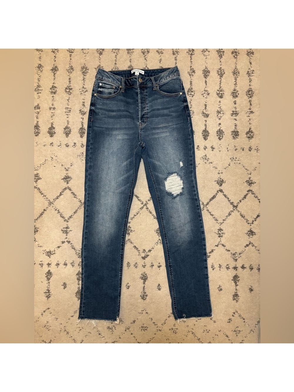 Classic Dark Blue Skinny Jeans with Distressed Detail